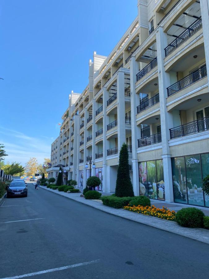 Private Apartments By The Sea With A Large Terrace In Apart Hotel! Pomorie Extérieur photo
