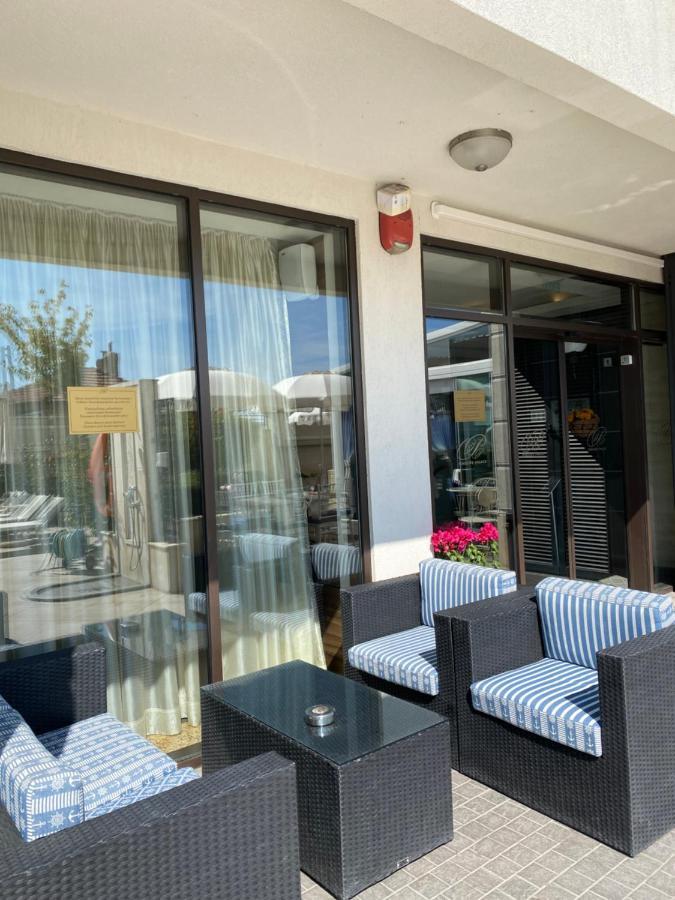 Private Apartments By The Sea With A Large Terrace In Apart Hotel! Pomorie Extérieur photo