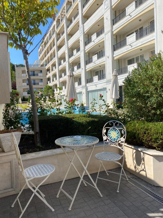Private Apartments By The Sea With A Large Terrace In Apart Hotel! Pomorie Extérieur photo