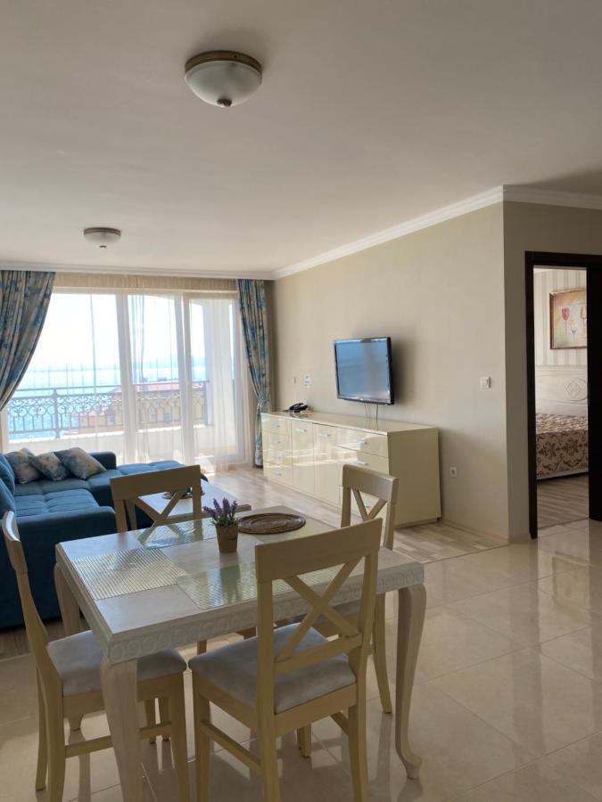 Private Apartments By The Sea With A Large Terrace In Apart Hotel! Pomorie Extérieur photo