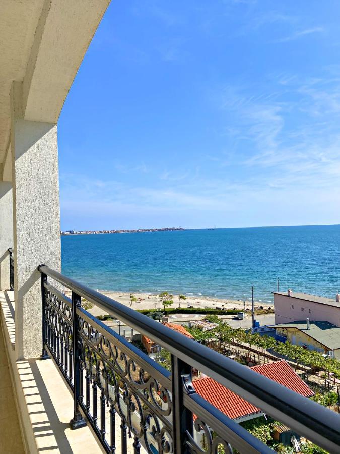 Private Apartments By The Sea With A Large Terrace In Apart Hotel! Pomorie Extérieur photo