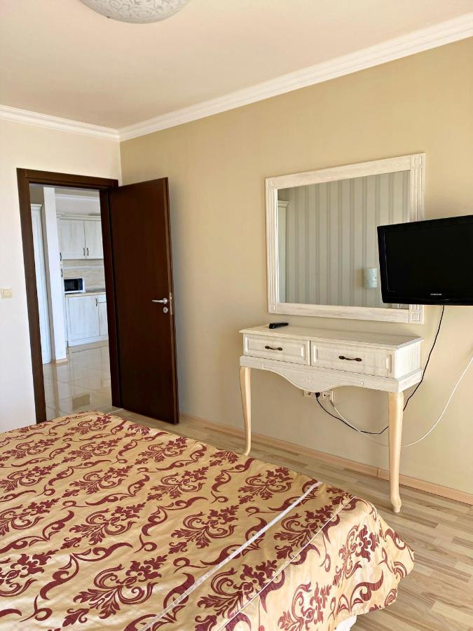Private Apartments By The Sea With A Large Terrace In Apart Hotel! Pomorie Extérieur photo
