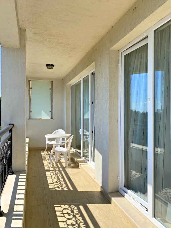 Private Apartments By The Sea With A Large Terrace In Apart Hotel! Pomorie Extérieur photo