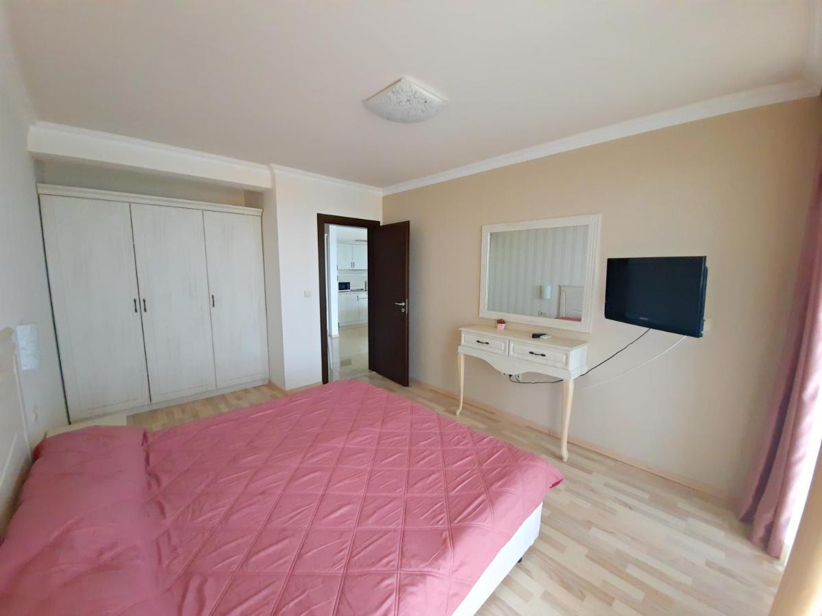 Private Apartments By The Sea With A Large Terrace In Apart Hotel! Pomorie Extérieur photo