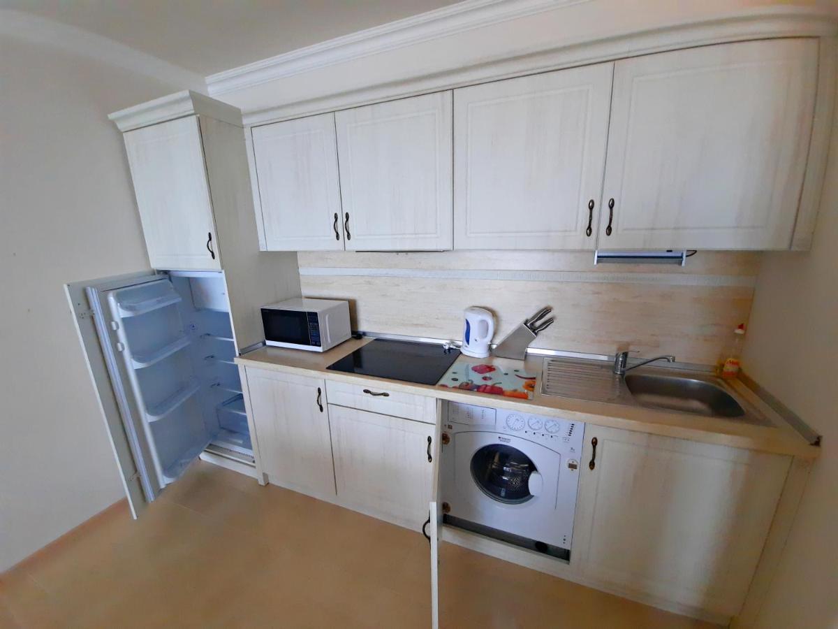 Private Apartments By The Sea With A Large Terrace In Apart Hotel! Pomorie Extérieur photo